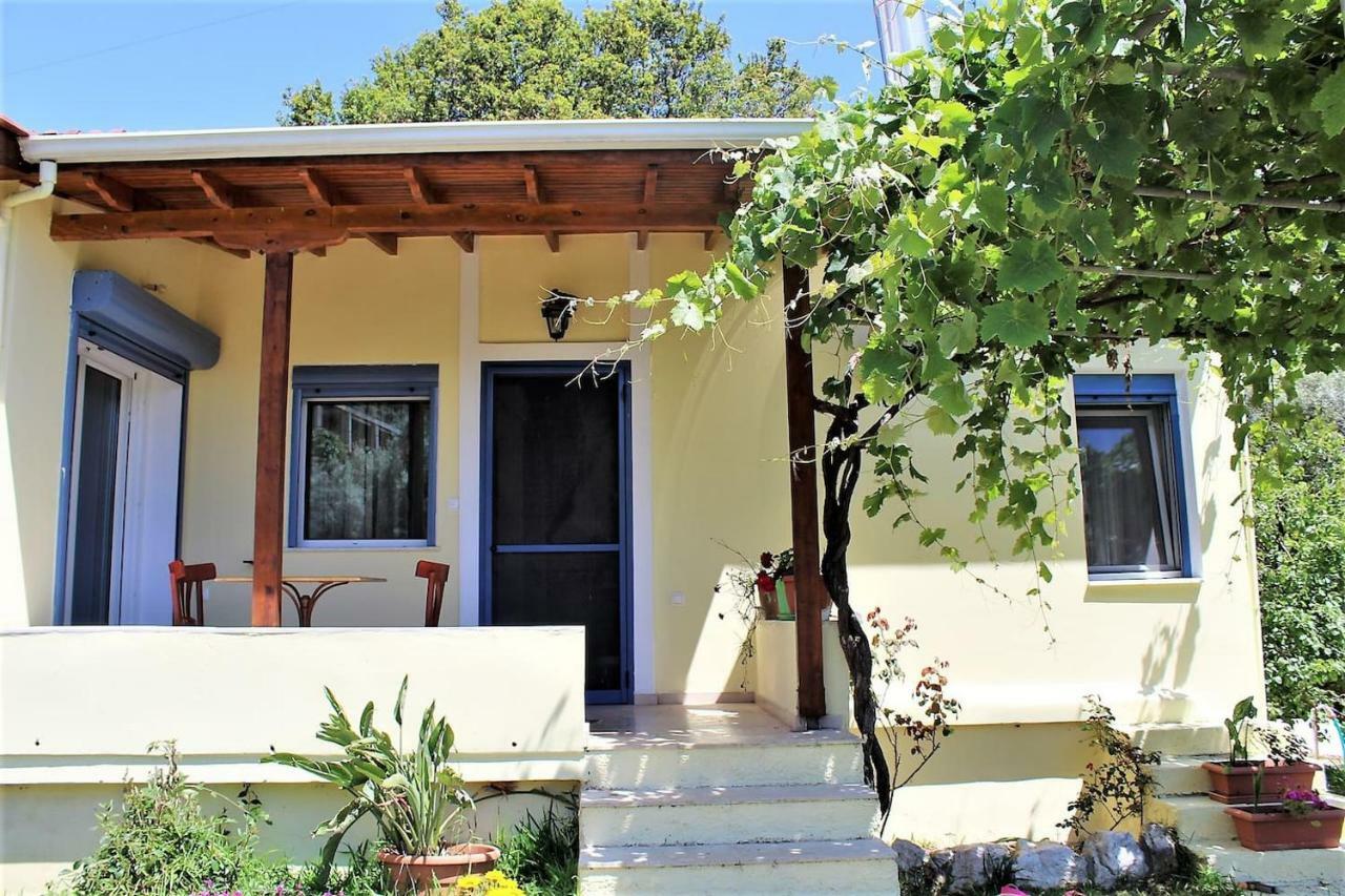 Mariannas House Nikiana Villa Exterior photo